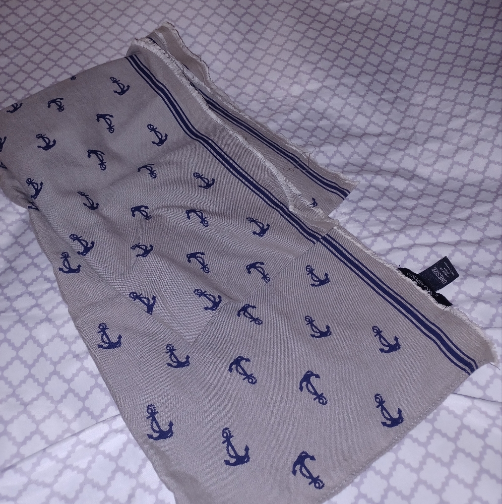 Banana republic scarf